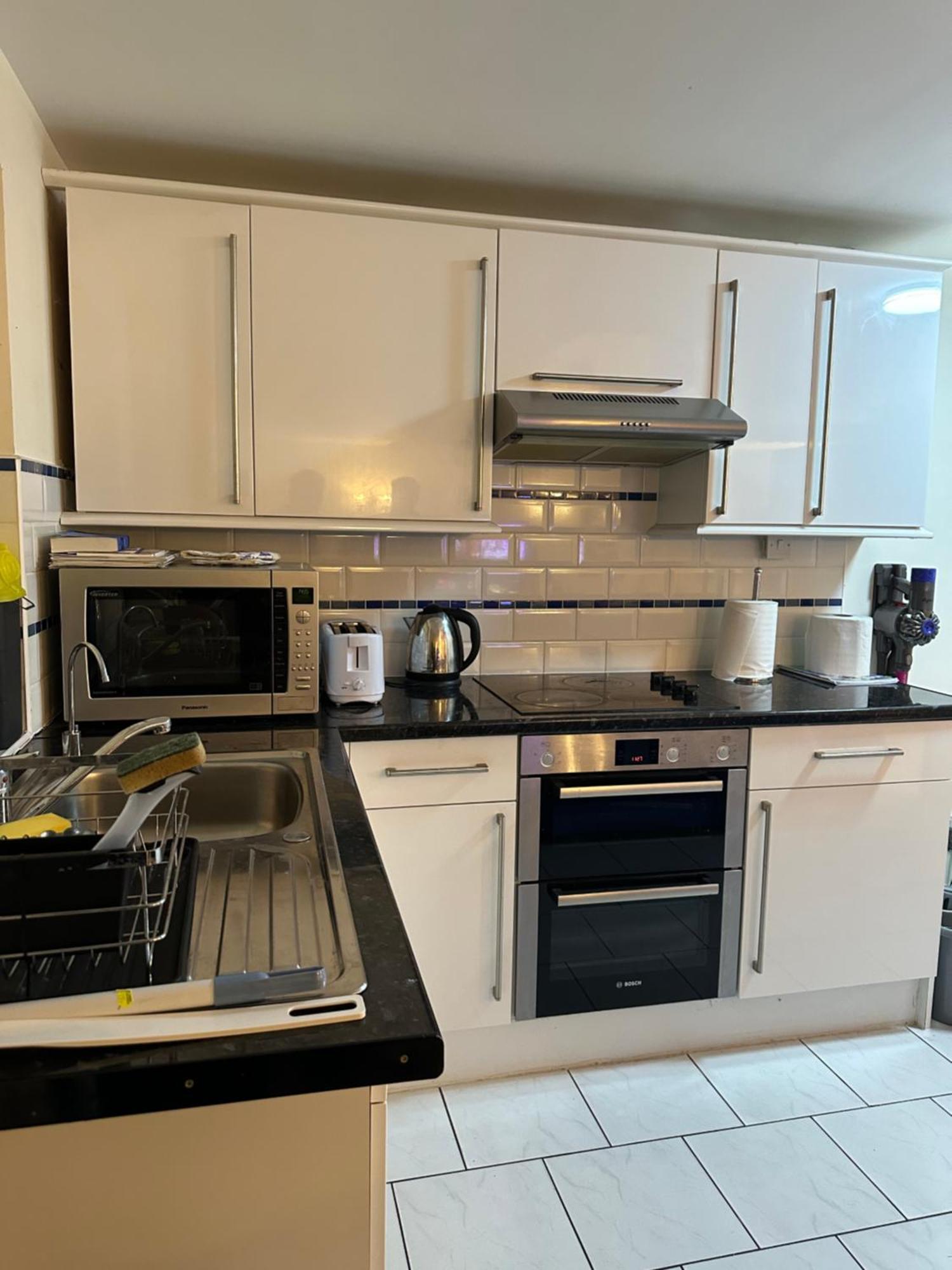 Redbridge Amazing Gantshill Studio Annexe & Free Parking מראה חיצוני תמונה